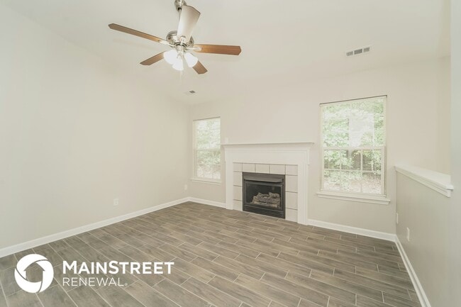 Photo - 340 Graham Meadow Dr