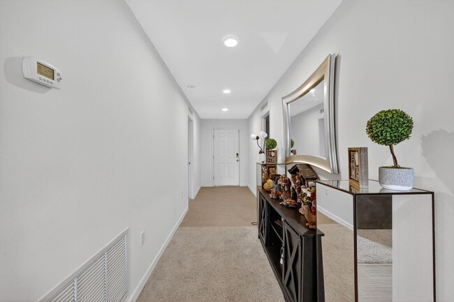 Photo - 644 SW Hoffenberg Ave