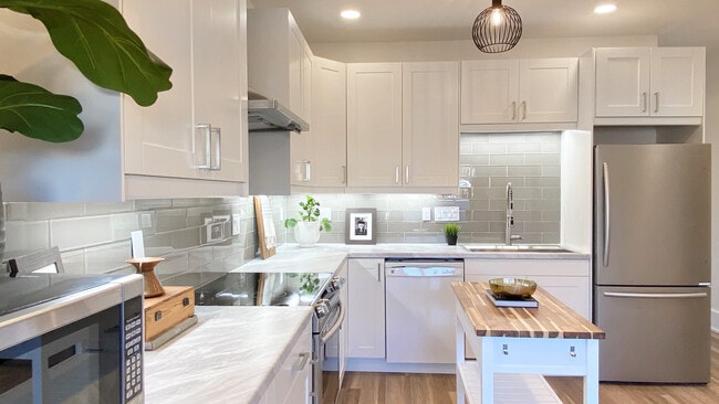 Photo - 310 W Hayes Ave Unit 310 Lower