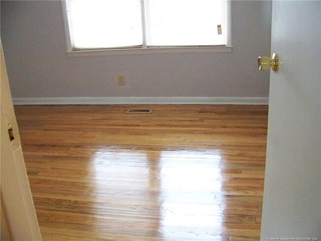 Photo - 320 Bandera Dr