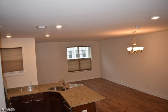 229 Parkview Ln