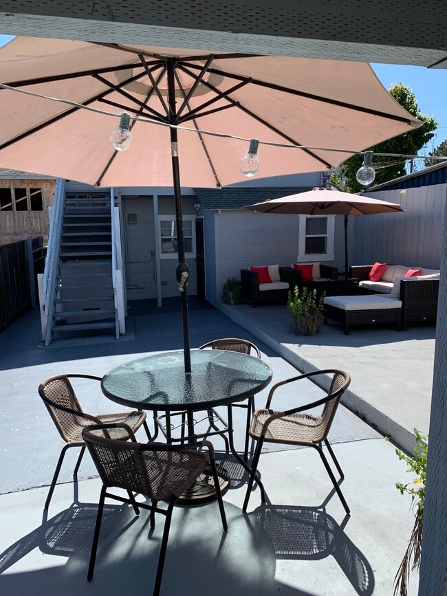 Common Area - 2019 E 20th St Unit D