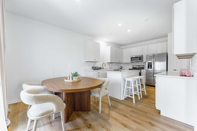 Photo - 7710 Nightshade Ln