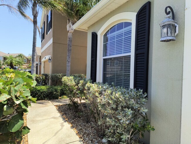 Photo - 490 Bismarck Way