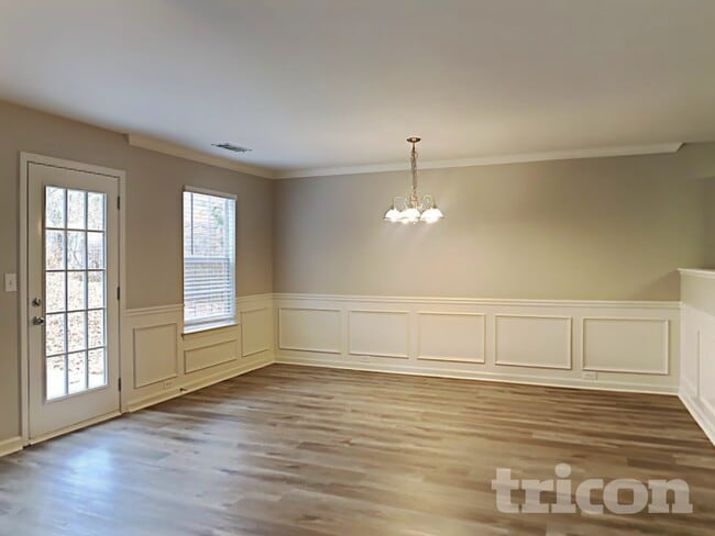 Photo - 128 Hidden Creek Dr