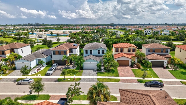 Photo - 16210 Sandy Shore Dr