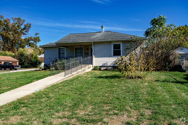 Building Photo - 240 S Garland Ave Rental