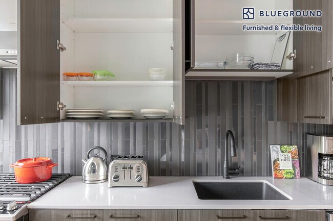 Photo - 939 W Washington Blvd Unidad FL6-ID205