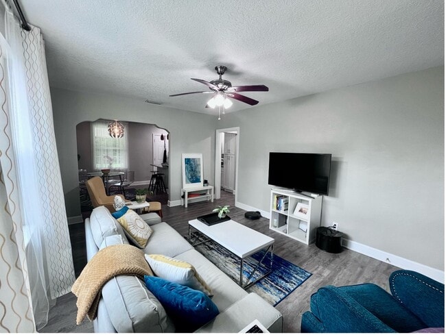 Photo - 4648 Cardinal Blvd