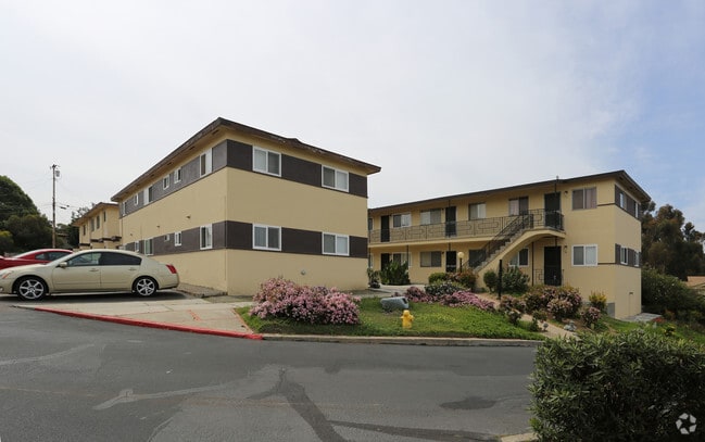 Villa Vista Apartments For Rent In Chula Vista Ca Forrent Com