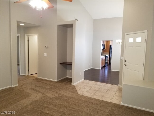 Photo - 305 Windmere St