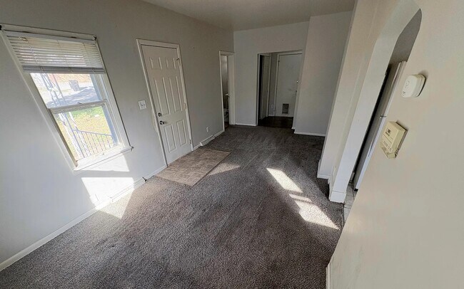 Photo - 6113 Spaulding St