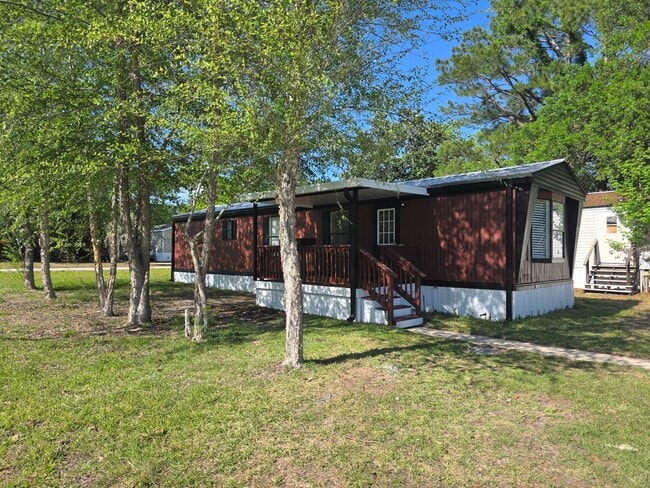 Building Photo - Updated 2BR/1BA Mobile Home