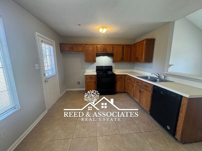 Photo - Raleigh Home Located in Quiet Neighborhood!