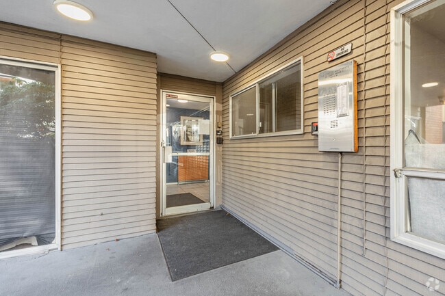 Photo - Lorelei Apartments