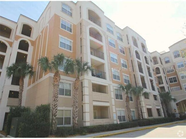 Building Photo - 300 E South St Unit 2016 Rental