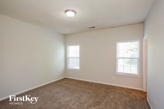 Photo - 15541 Outside Trail