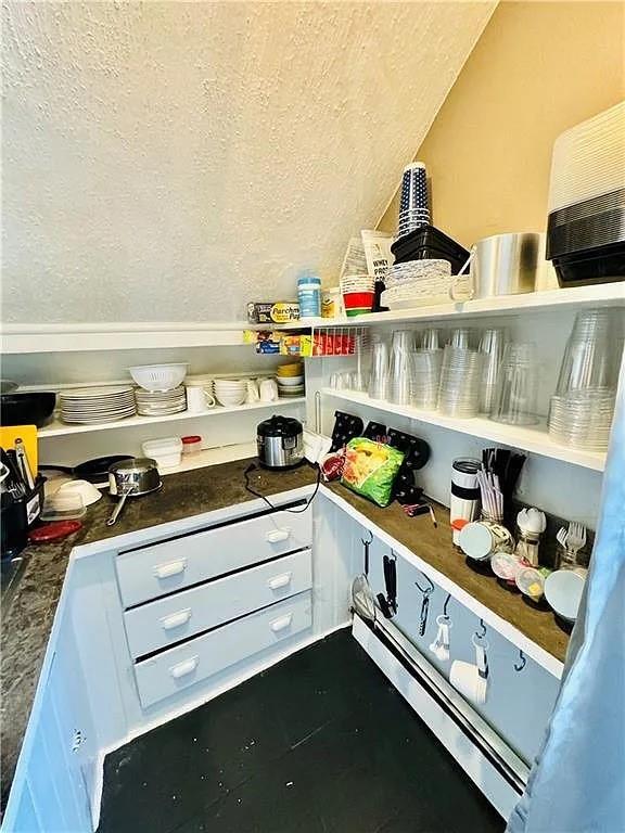 Photo - 1071 Main St Unit 3