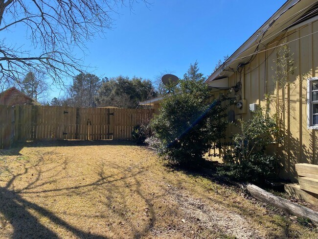 Photo - 5 BR 3 full BA House