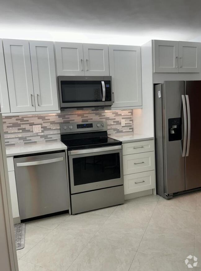 Building Photo - 5851 Camino Del Sol Unit 203 Rental