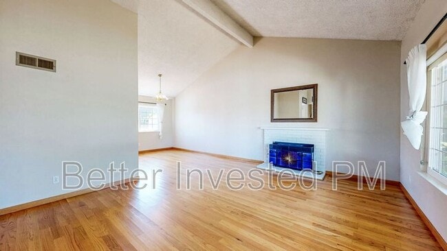 848 Sprucewood Ct