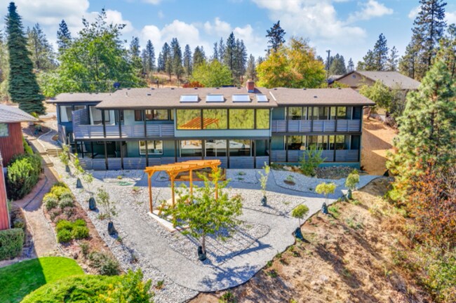 Photo - 3720 W Grandview Ave Unit C