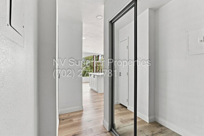 SE!! Regency Towers!!! Guard Gated!! Remodeled!! No Carpet!! Close to Strip and Covention Center!!