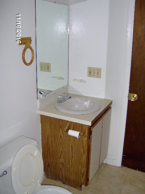 Bathroom - 22 Barnum Ct Unit 1
