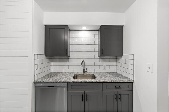 Photo - 6229 Stanbury Rd Condo