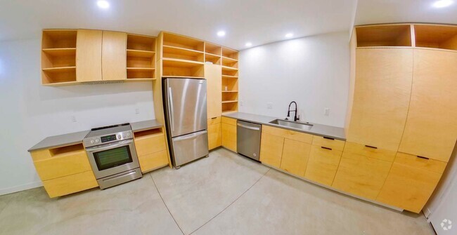 Building Photo - 814 Fremont St Unit #4 Rental