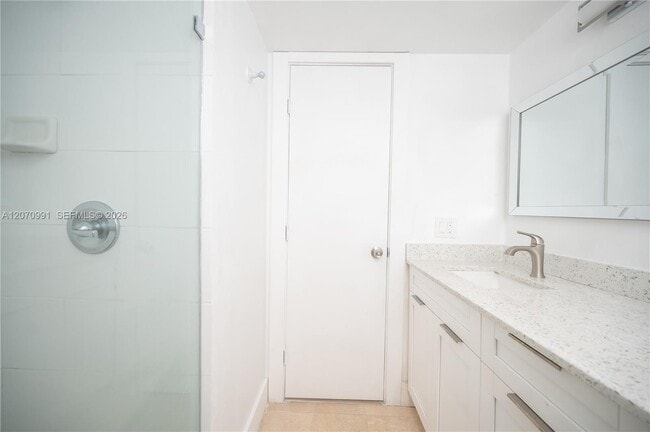 Photo - 500 NE 26th St Unit 5D