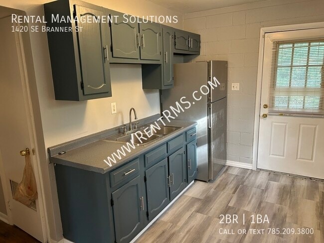 Photo - 1420 SE Branner St