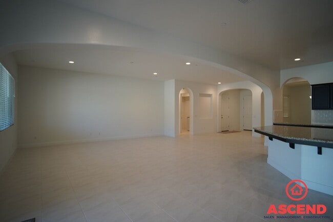 8904 Costa Blanca Dr