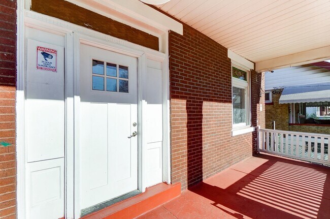 Photo - 2854 Shaffer Ave Unit 1