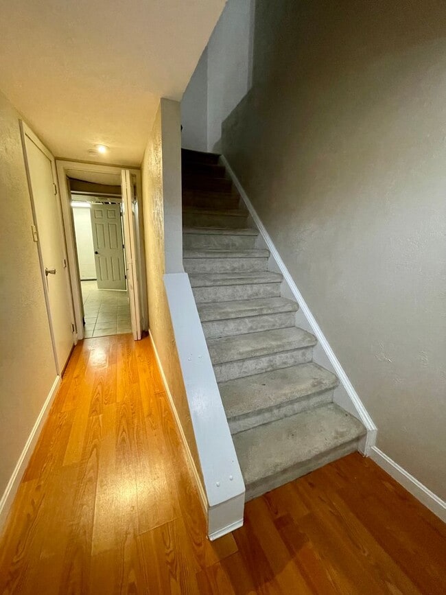 Photo - South Fayette - Spacious 3 Bedroom, 2.5 Bath Townhouse - Hunting Ridge Community