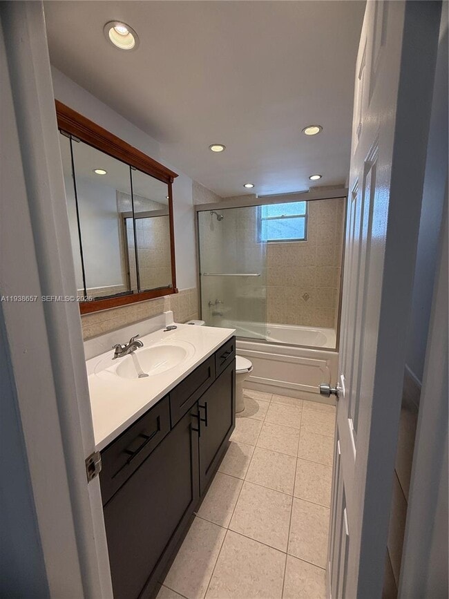 Photo - 2940 NE 203rd St Unit C111