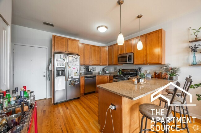 Building Photo - 3133 W Logan Blvd Unit 3B Rental