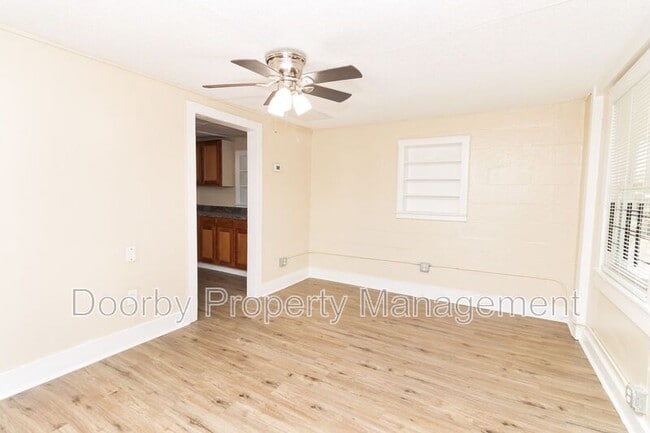 Photo - 1422 Wilson Rd