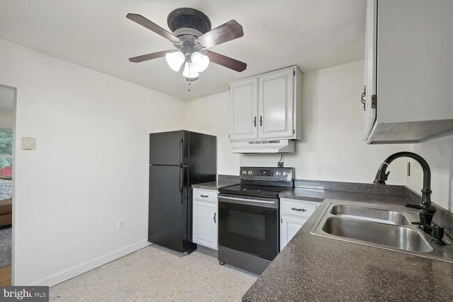 Photo - 18390 Silcott Springs Rd