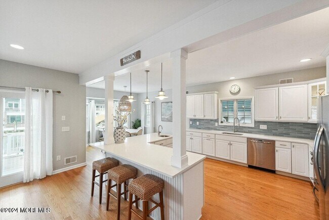 Photo - 472 Brielle Rd