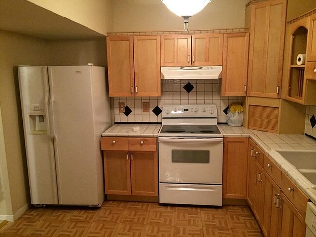 Photo - 2100 Tanglewilde St Unit 489