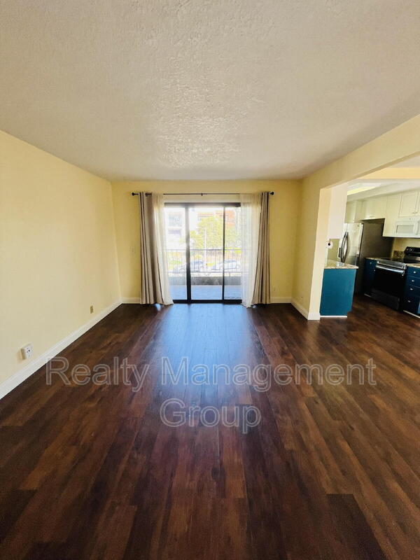 Photo - 7360 Park Ridge Blvd