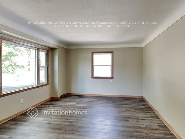 Photo - 2113 55th Ave N
