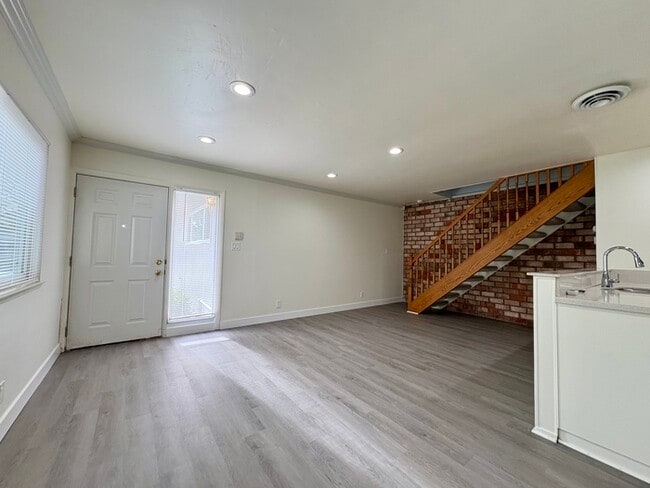 Photo - Beautiful updated 2 Bedroom 1 Bathroom Located in Sacramento