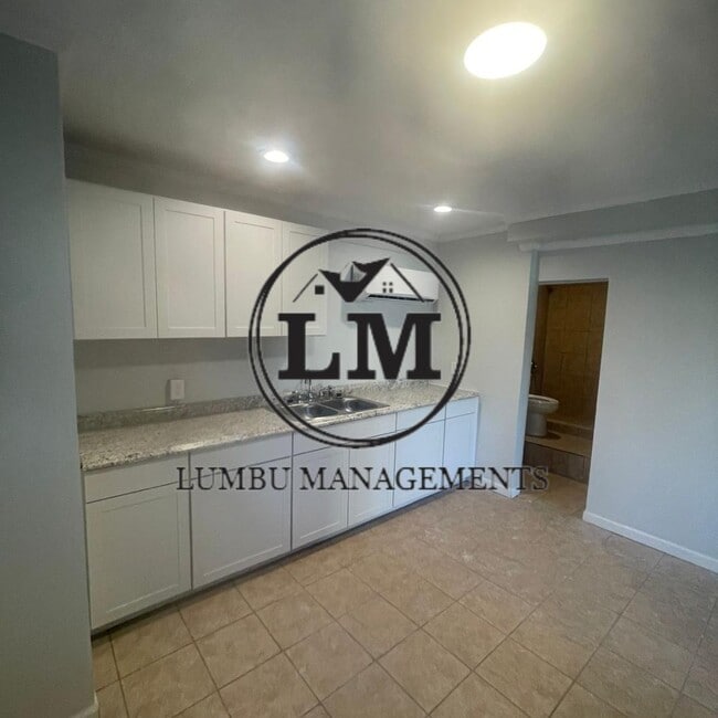 Photo - 2649 William Allen Rd