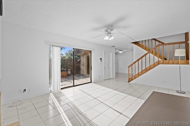1560 Forest Lakes Cir