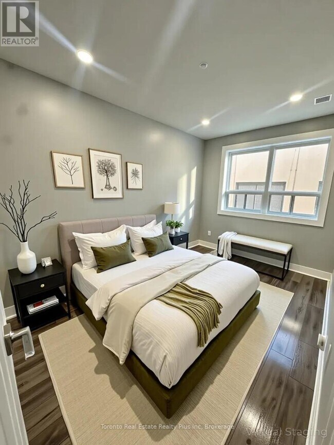 Photo - 312 Douglas Ave Unité 201