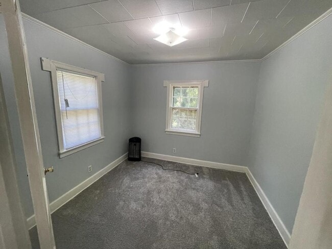 Photo - 707 S Pine St