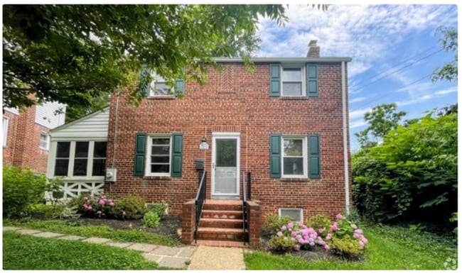 Building Photo - 2825 63rd Ave Rental