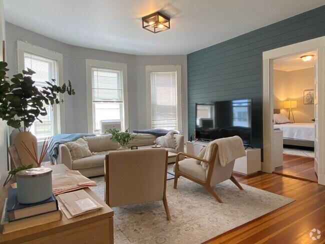 Building Photo - 56 Mansfield St Unit 3 Rental